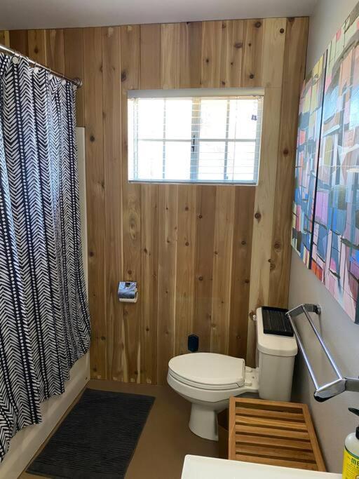 Chasing The Moon: Expansive Tub Views Near Pappy'S Villa Pioneertown Exterior photo